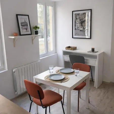 Cosy Hypercentre Daire Caen